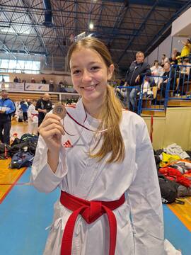 Brina Salkić 3. mesto v borbah mlajših kadetinj nad 52 kg